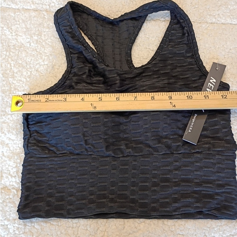 New Me Sports Bra Womens S Black NWT Textured Honeycomb Compression Racerback